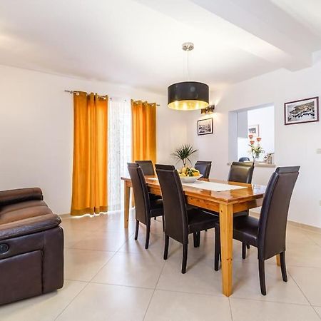 Peters Apartment Sutivan Εξωτερικό φωτογραφία