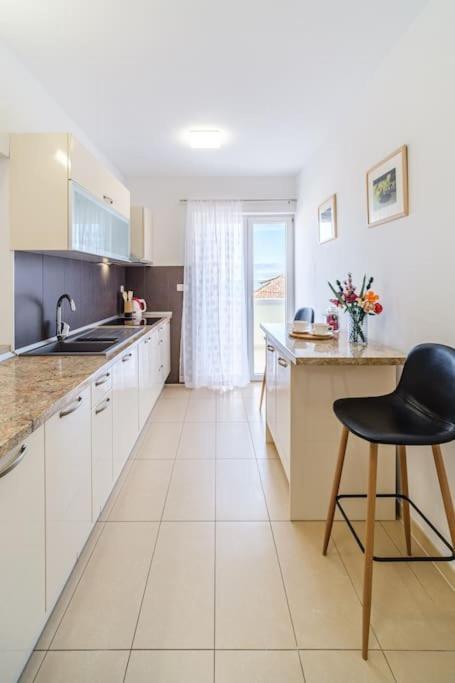 Peters Apartment Sutivan Εξωτερικό φωτογραφία
